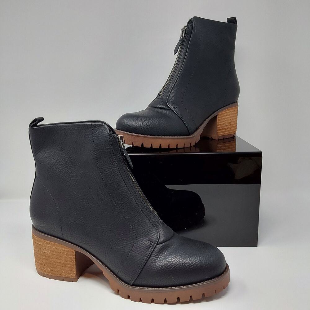 MIA Black Front Zip Lug Sole Ankle Boots Women's Size 9.5 Block Heel